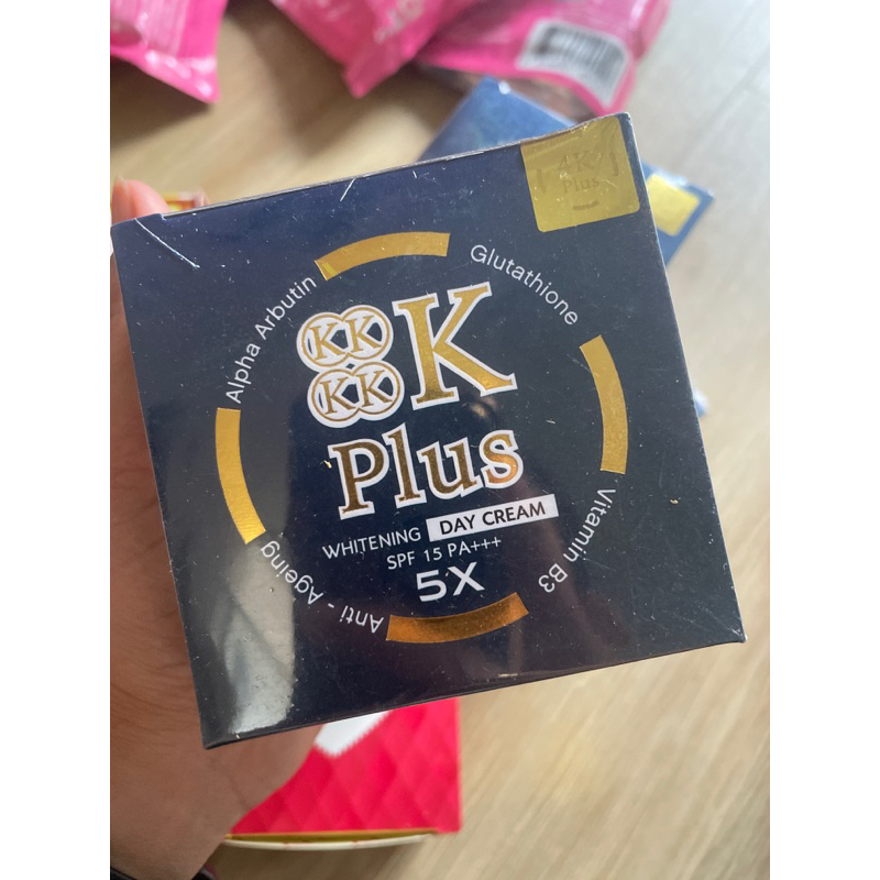 4K PLUS 5x WHITENING DAY CREAM / 4K PLUS 5x WHITENING NIGHT CREAM