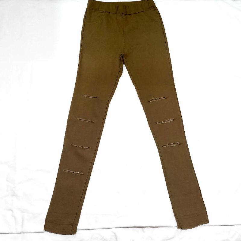 Celana Robek Preloved