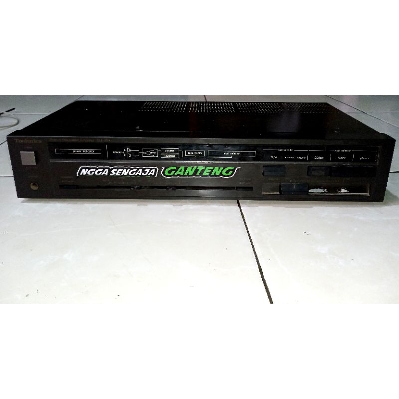 AMPLI - POWER - PLAYER TECHNICS SU 300