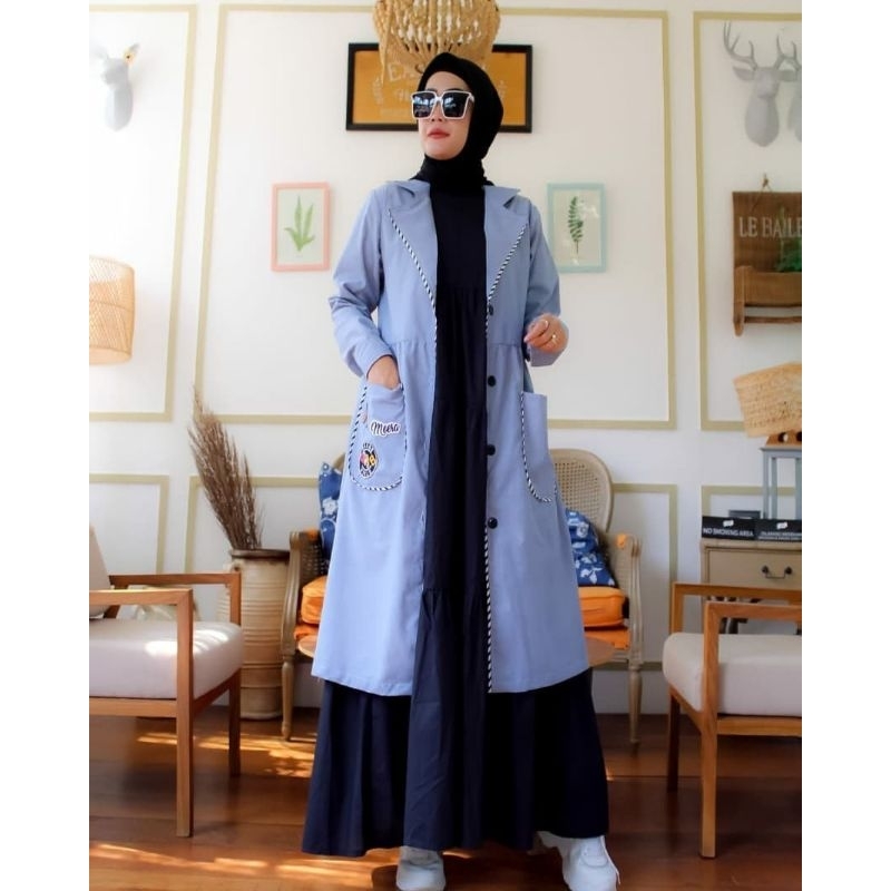 One Set by Meera Hayva