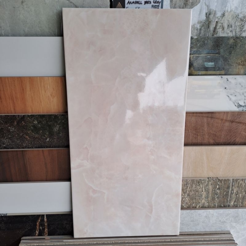 Keramik Dinding Marble Glossy / Keramik Dinding Kamar Mandi / Keramik Dinding Accura 30x60 RIVOLI BE