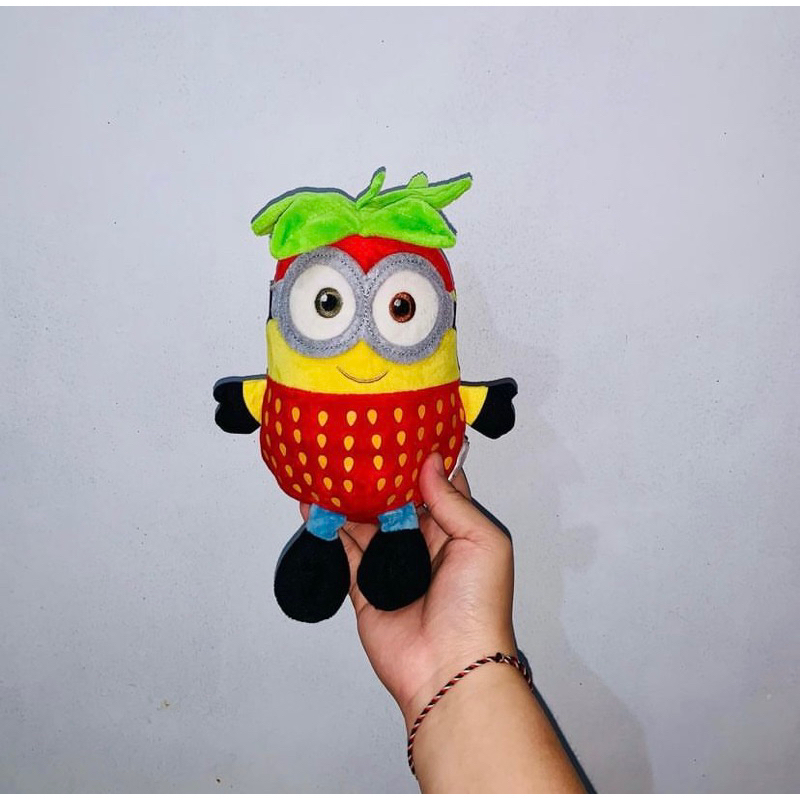 Boneka Minions Bob Kostum Strawberry