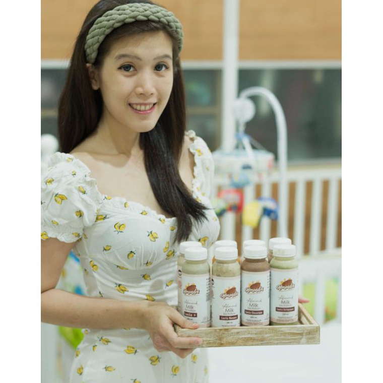 

BG5349 Reguler Varian 250ml Almond Milk Almendra / ASI Booster / Susu Almond / Ibu Hamil Minuman Kesehatan Model Baru