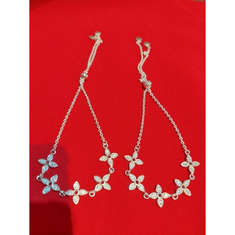 Gelang serut bunga perak