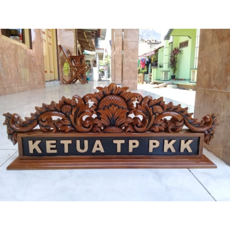 papan nama meja kerja