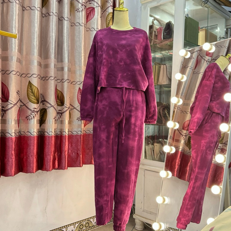 [ READY STOCK ] ONE SET crowneck bangkok | one set bangkok | original bangkok