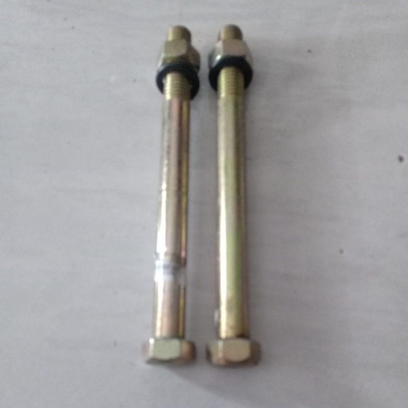 Baut Baja Sasis Trektor Sawah M 16 mm X 180 mm. komplit mur ring hrga satu set ( 2 biji )