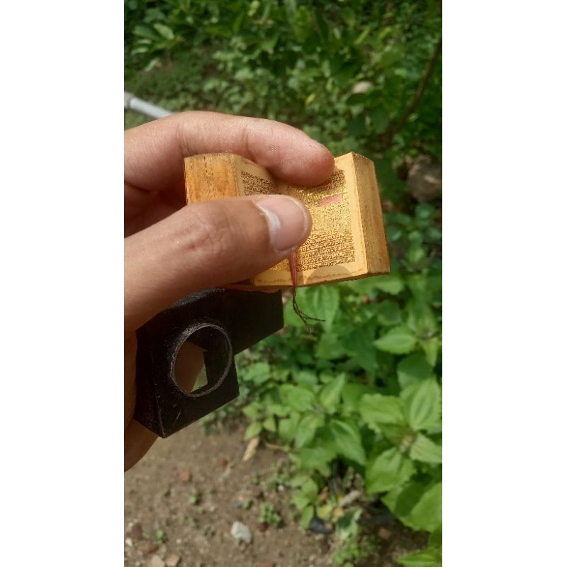 STAMBUL 30 JUZ TINTA EMAS + WADAH KACA