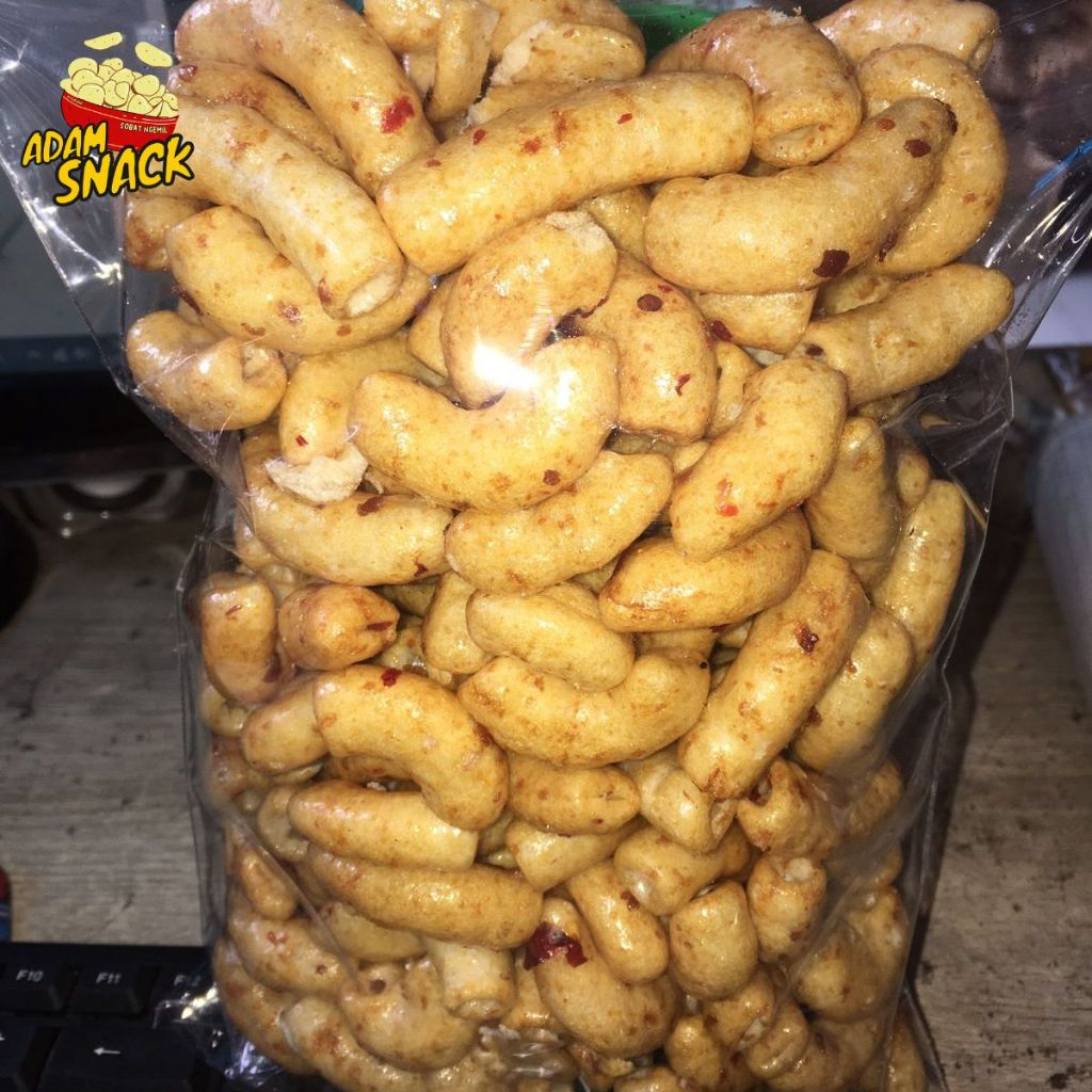 

MAKARONI BUMBU RUJAK 200GR /MACARONI / MAKRONI RUJAK PEDAS MANIS GURIH