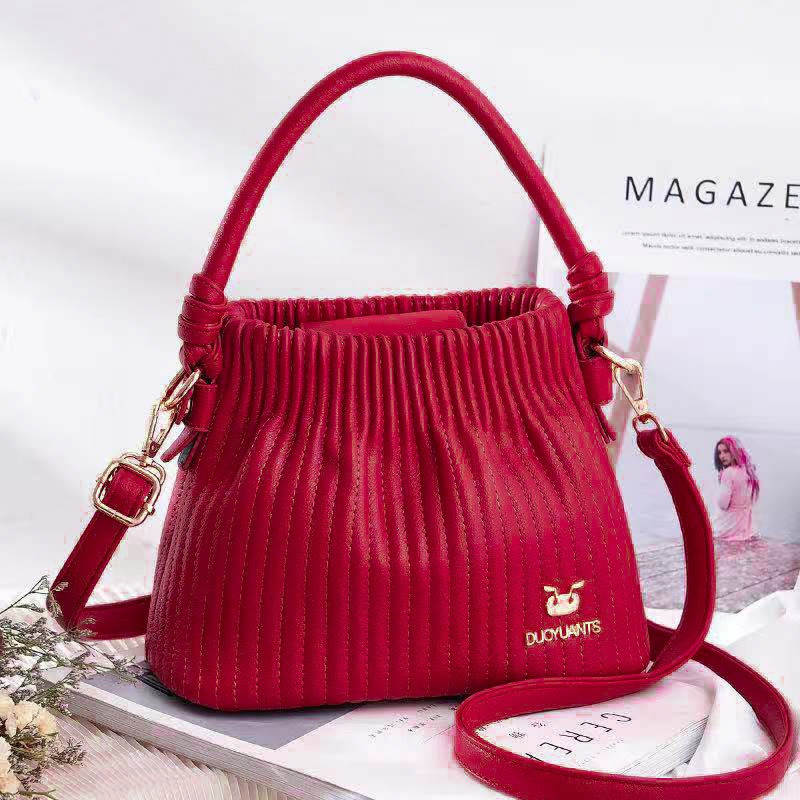 SC G2933 TAS SELEMPANG FASHION SLINGBAG KERUT PLISKET IMPORT 1KG MUAT 2PCS