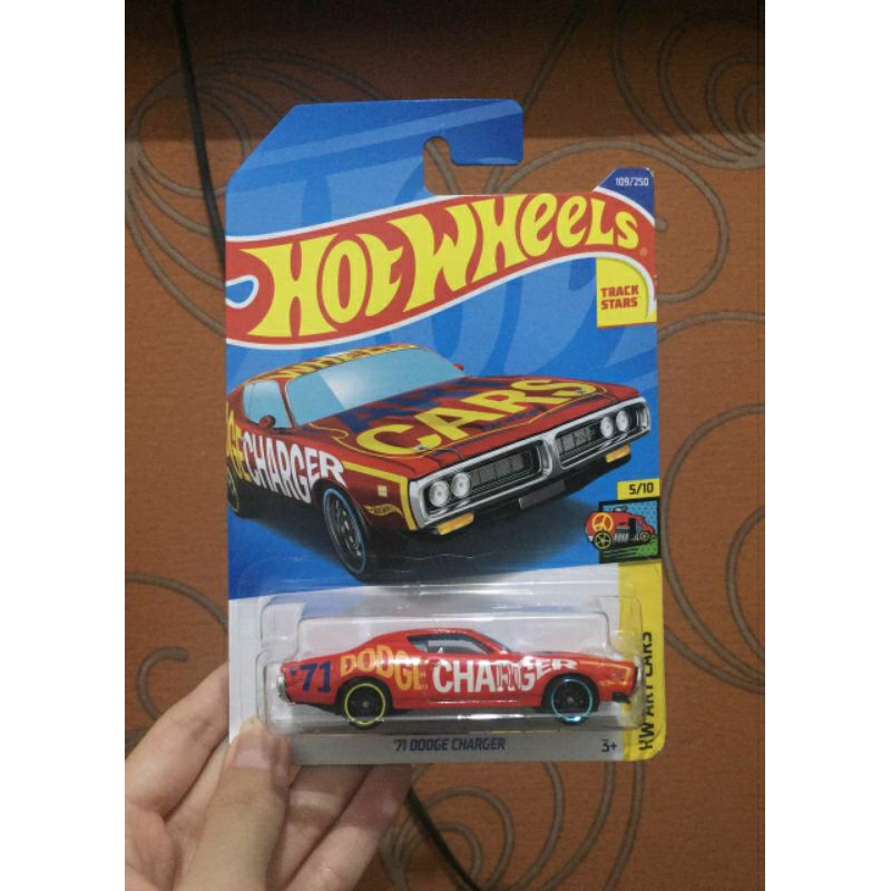 Hot Wheels '71 DODGE CHARGER