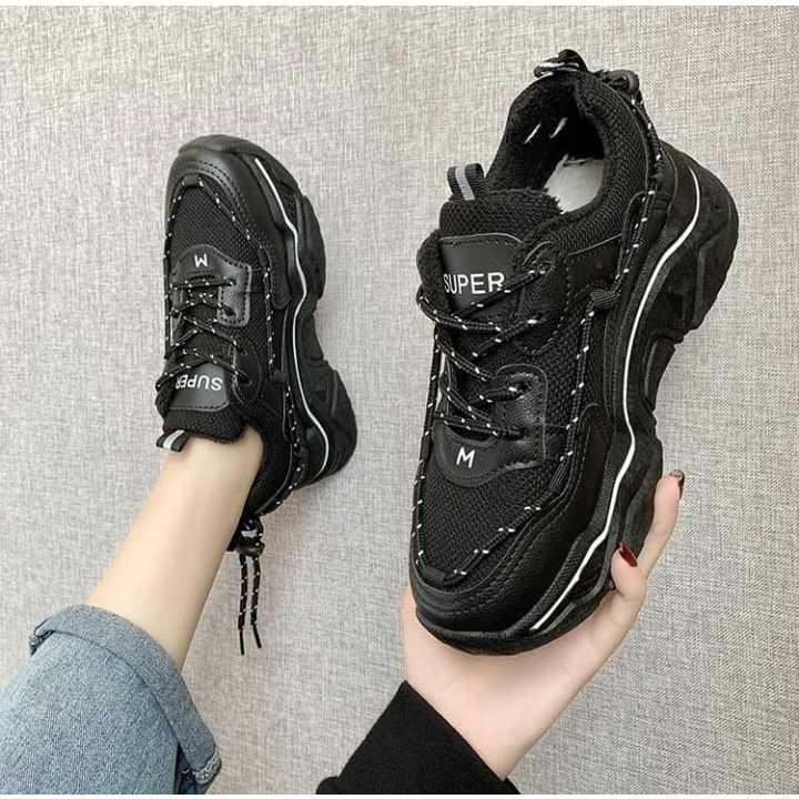 Sepatu Sneakers Wanita Terbaru Cewek Dewasa Keren Murah Kekinian Perempuan Ootd Cewek Korea Warna Hi