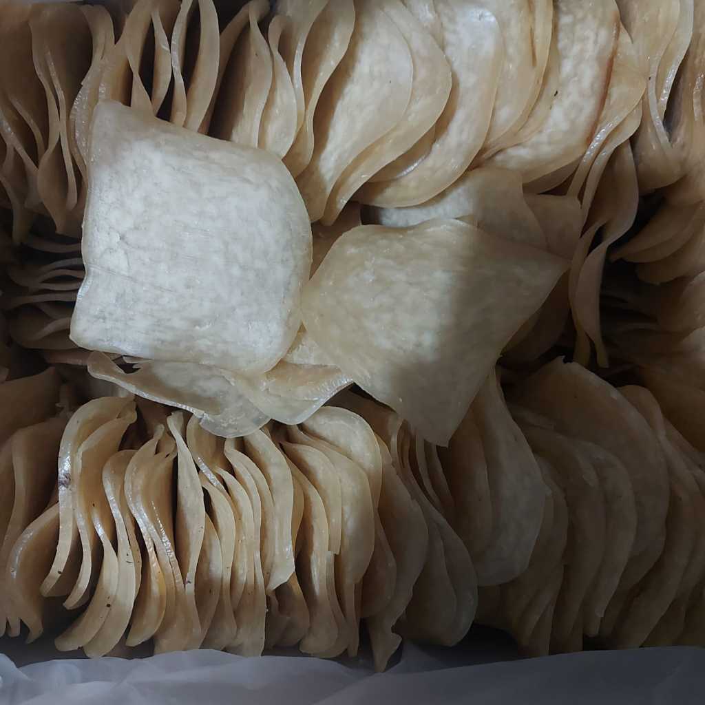 

Kerupuk Udang Mentah Enak Gurih Bonus Packing Dus 1 KG