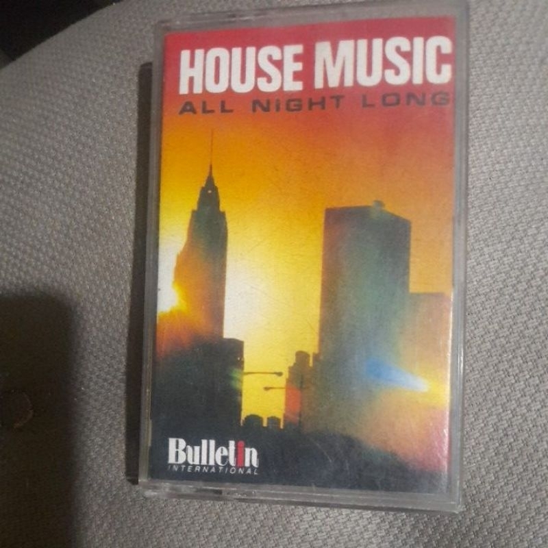 kaset pita house music all night long  by bulletin (0290)