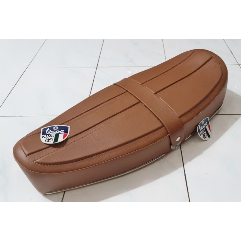 Jok panjang vespa clasic 3 garis full per Coklat Px super exclusive sprint ps