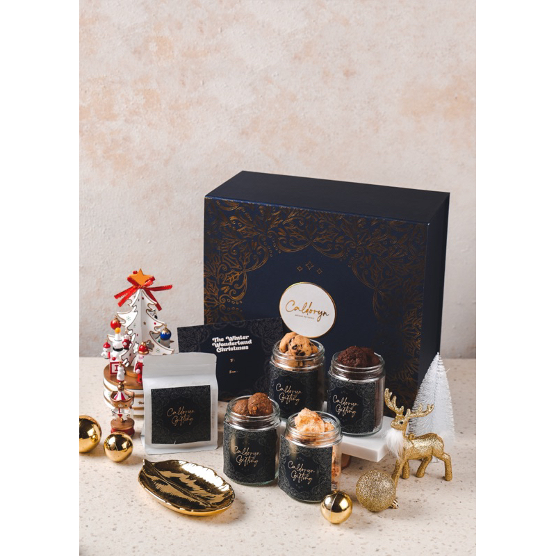 

Glitz & Glam Hampers