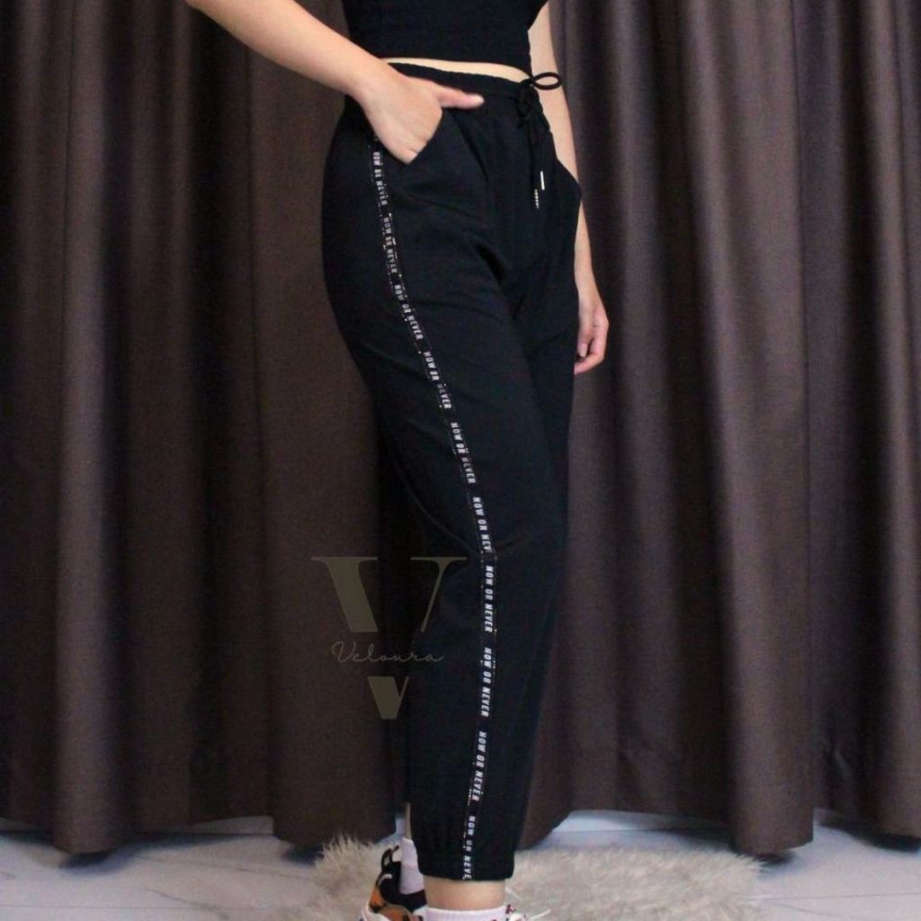 6 - Celana Jogger Sport Bahan Parasut / Celana Jogger Stylish / Celana Jogger Olahraga Wanita / Velo