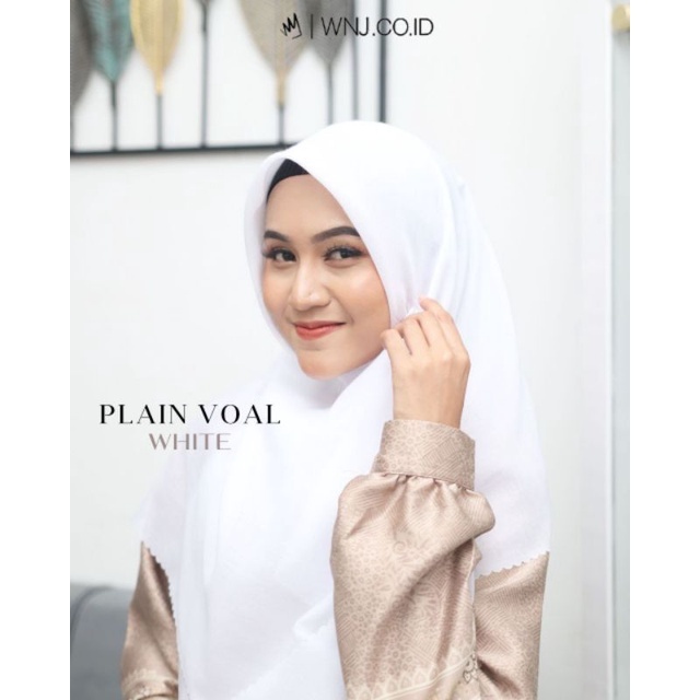 HIJAB SEGI EMPAT POLOS VOAL PLAIN • WNJ