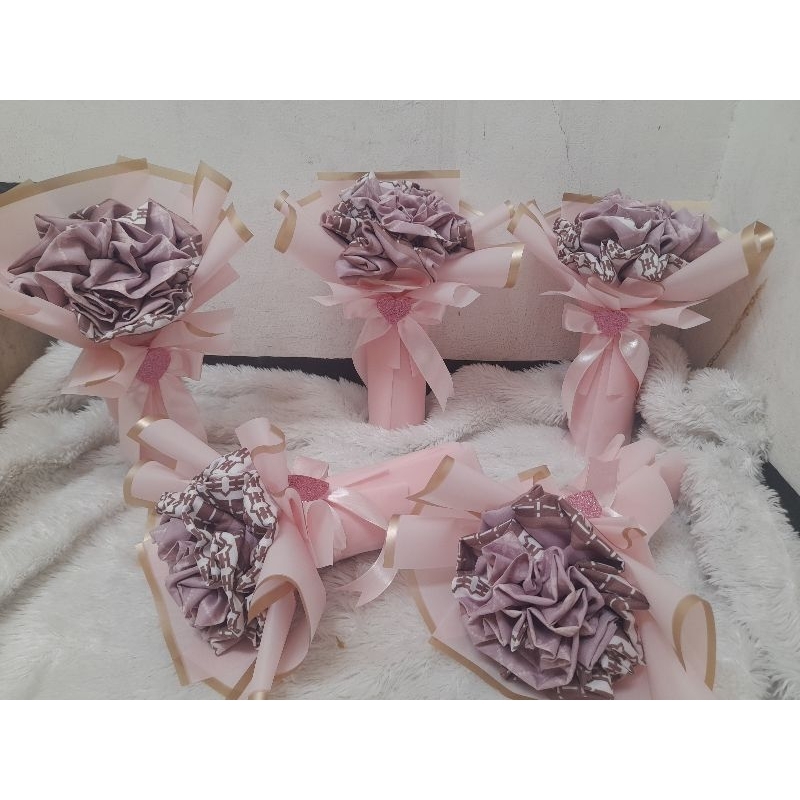 BUKET HIJAB SEGI EMPAT / BUKET WISUDA / BUKET ULTAH