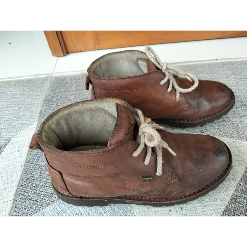 sepatu semi boots kulit kangaroo 39 second