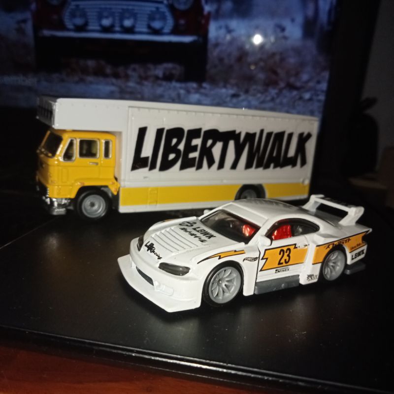 LBWK Bundle Team Transport Super Silhouette Nissan Silvia S15 Fleet Flyer White Yellow Rubber Tires 