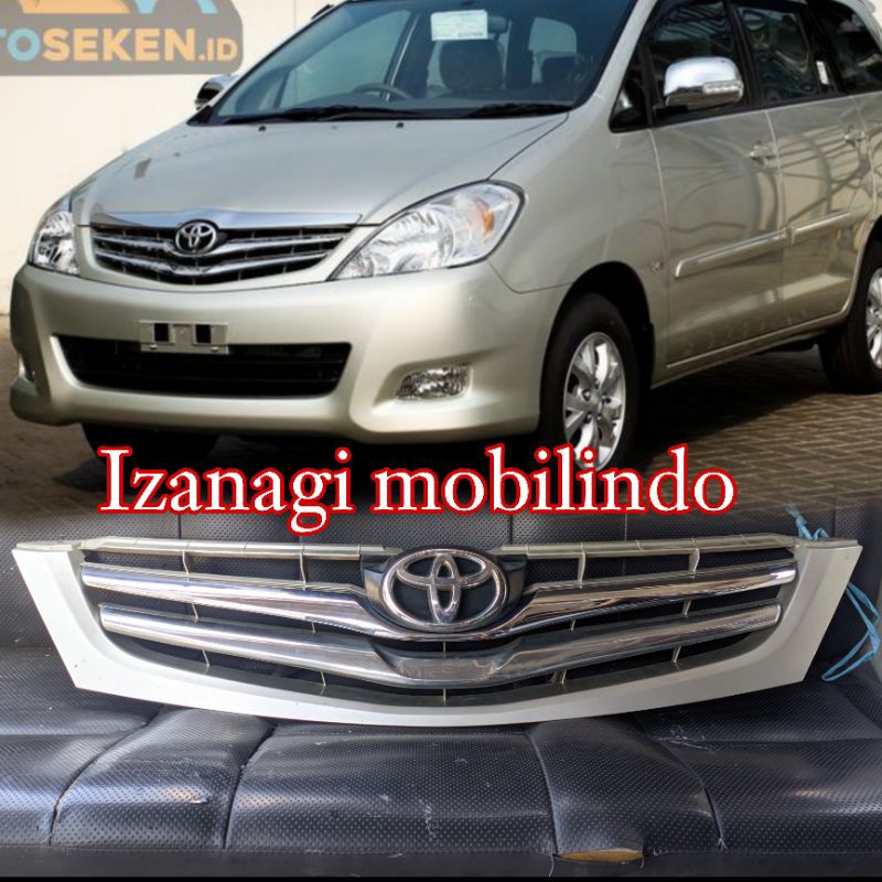 grill Toyota Inova 2005