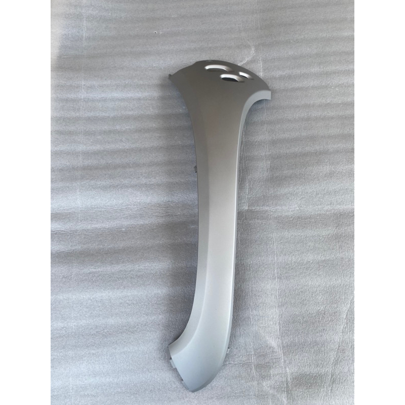 Sayap Kap depan kanan cover body depan scoopy K2F 2021- 2023 Original silver doff
