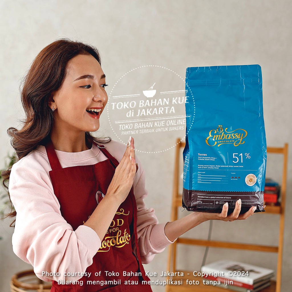 

Embassy Chocolate - TORRES 51% 2,5kg Tulip Chocochip Cokelat Couverture Indonesian Chocolate Chips