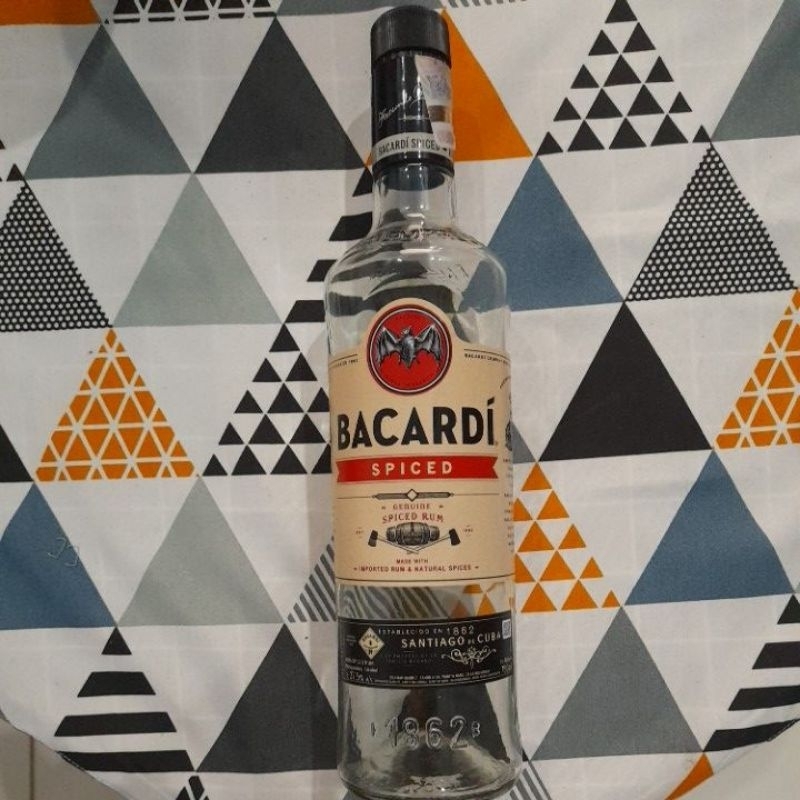 Botol bekas miras BACARDI full tutup asesoris rumah botol bacardi