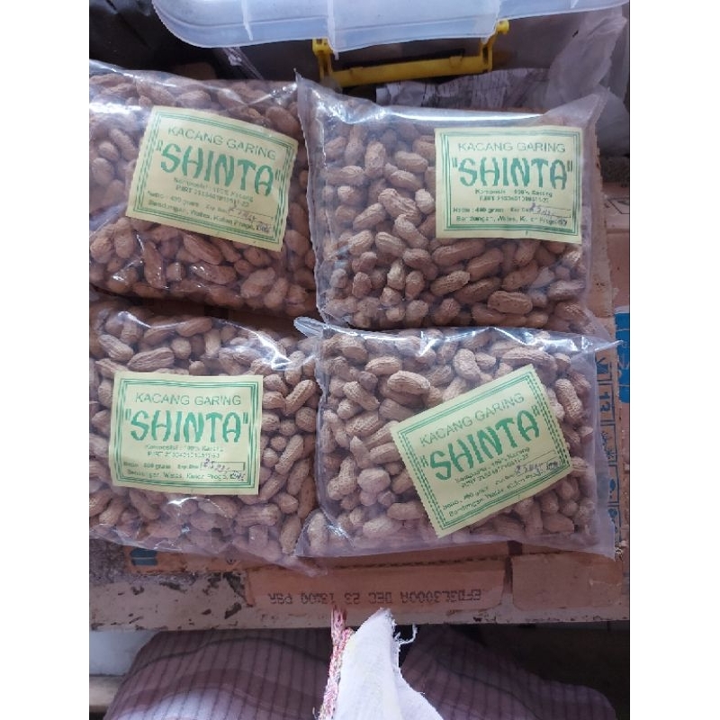 

Kacang kulit garing Shinta