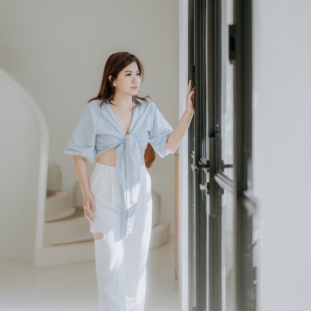 BAJU KEKINIAN WANITA BLOUSE SANTAI / OOTD KE PANTAI BLOUSE / OUTER SERIES