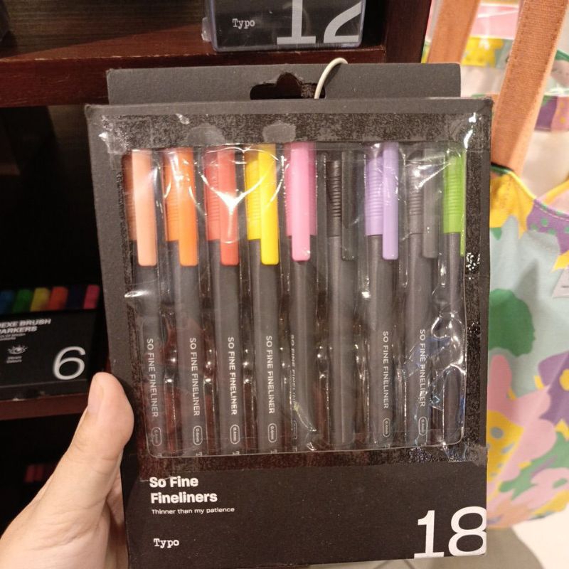 

Typo Artists Artist So Fineliners Fine Liner Line Pulpen Warna Set Paket Gambar Seni isi 18