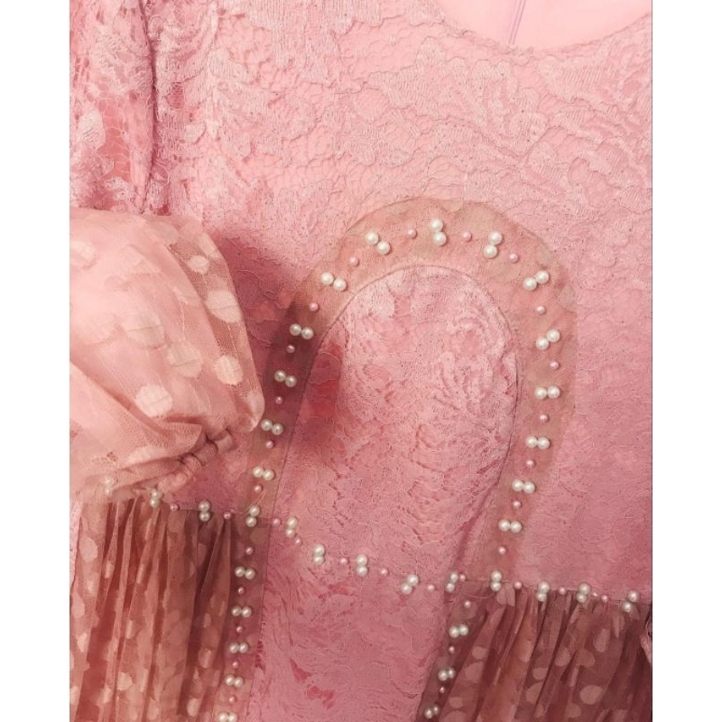dress brukat