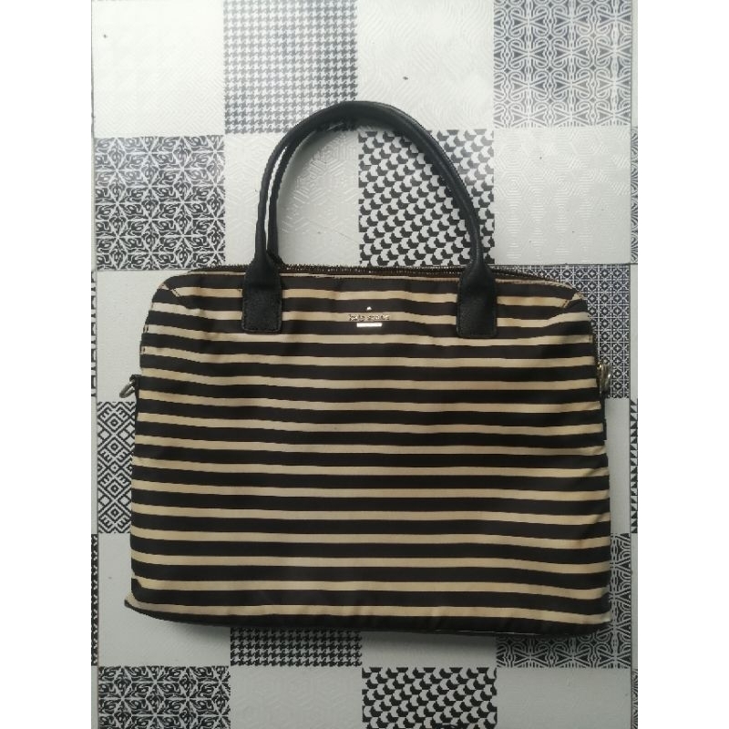 Tas Laptop Kate Spade Nylon Daveney Preloved