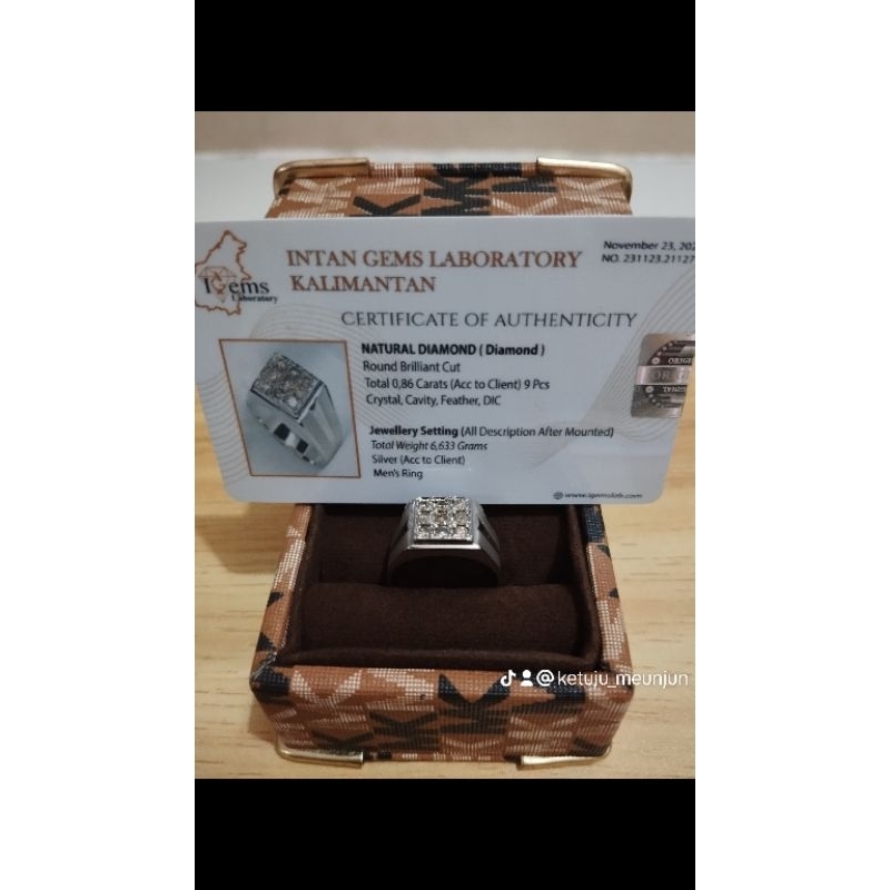 cincin berlian Eropa