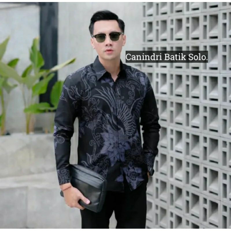 MLIWIS ABU Kemeja Batik Pria Lengan Panjang. Canindri Batik Solo.