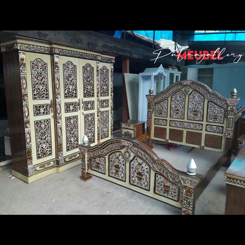 Set Kamar Tidur Gebyok Full Ukir Kayu Jati Jepara Finishing Warna Motif Marmer PGM-003