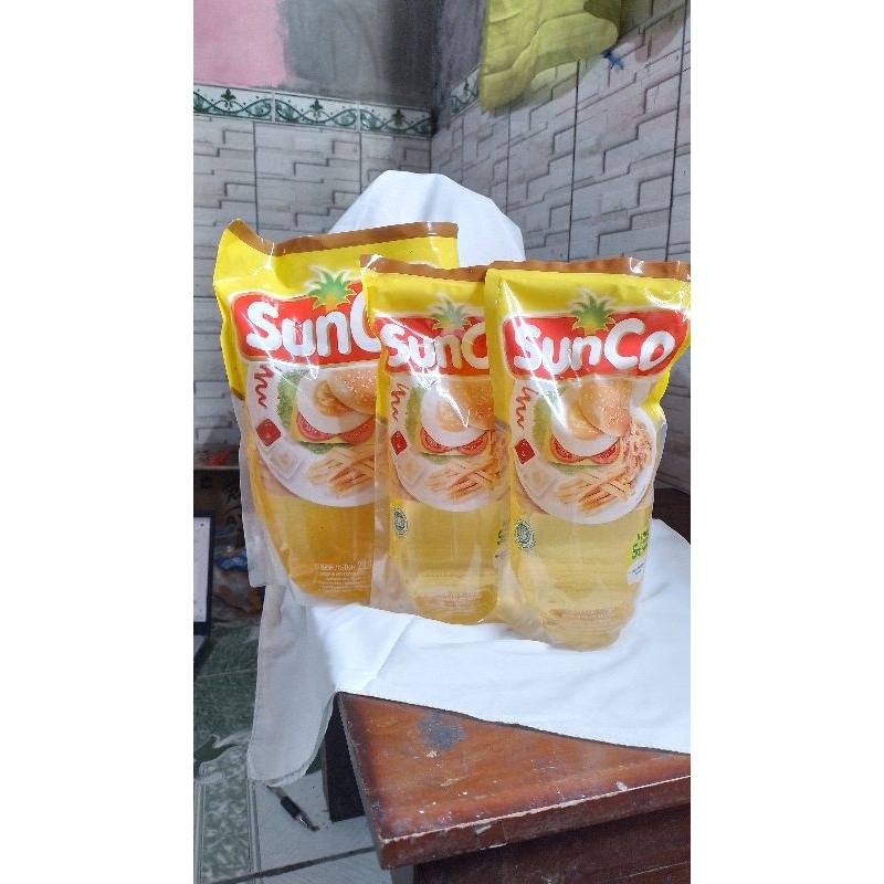 

Minyak goreng Sunco 1L kemasan Refill