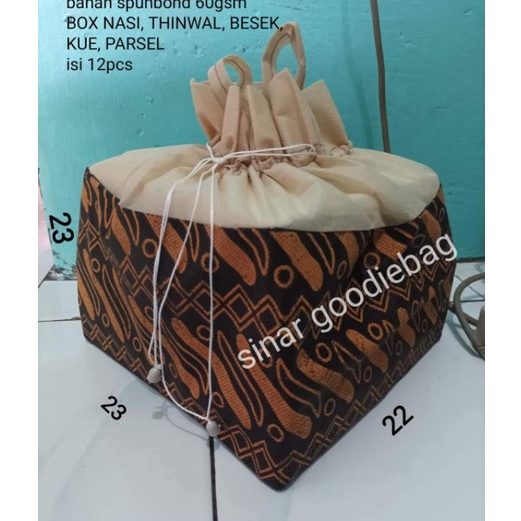 SRHF5727 PALING AMPUH>>> Tas hajatan serut bambu batik kotak nasi 22 x 22 isi 12pcs (1 lusin) tas sp