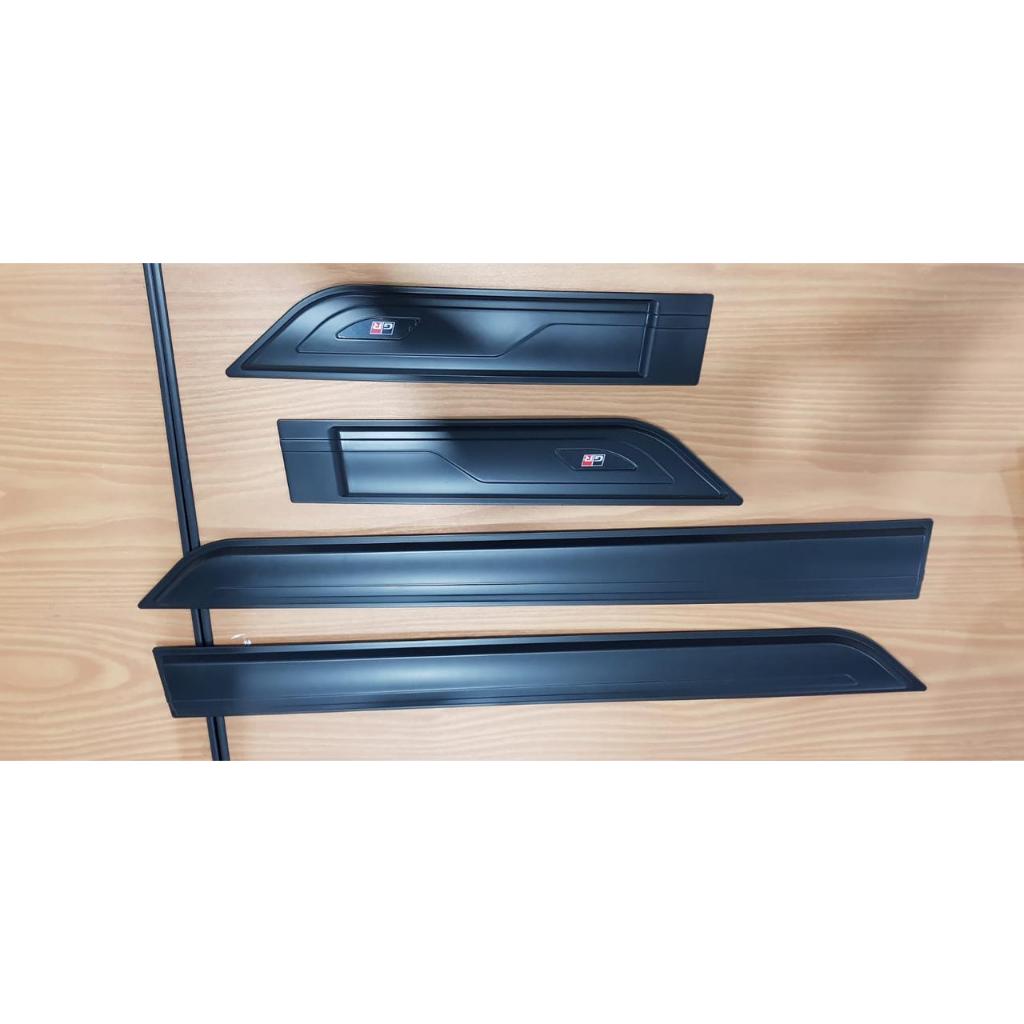 List body samping mobil rocky/raize hitam model GR model ori