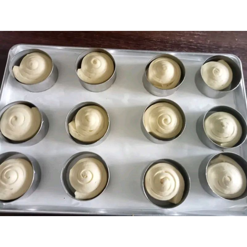 cetakan roti cromboloni