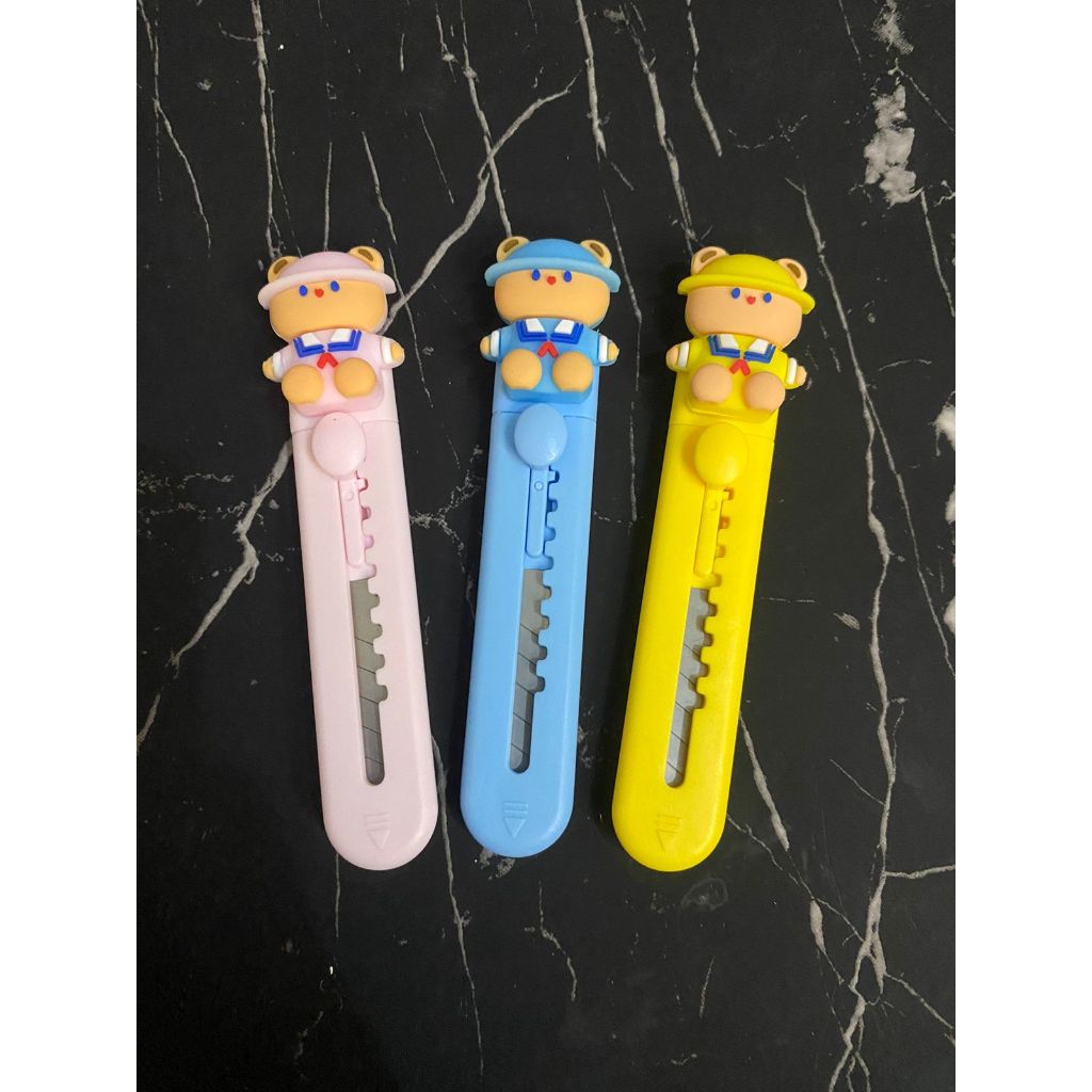

CUTTER KARAKTER BONEKA SUPERLUCU