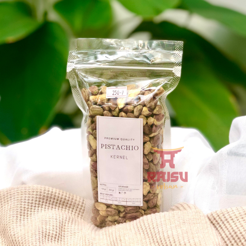

PISTACHIO KUPAS MENTAH 250GRAM / RAW PISTACHIO KERNEL GRADE A RAISU URBAN