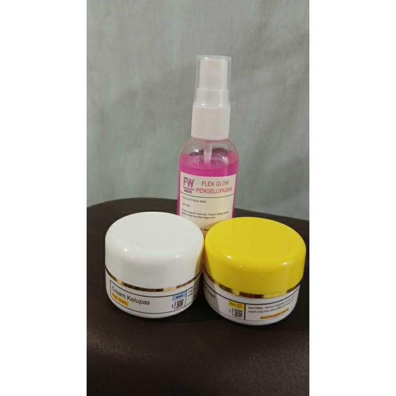paket cream kelupas siang malam sabun pink