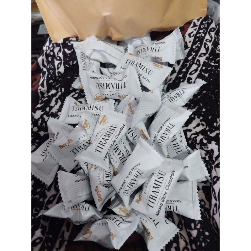 

Beryl's tiramissu (share/ecer)