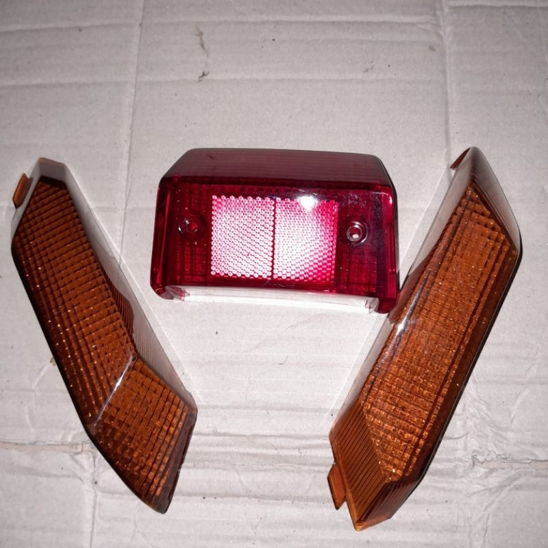 Kaca mika lampu belakang Suzuki crystal