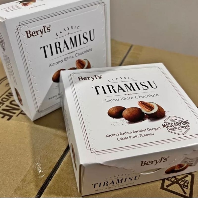 Beryl's coklat tiramisu almond kemasa box 65 gram. Coklat almond. Coklat oleh-oleh Malaysia. Coklat import Batam. Coklat beryls. Coklat tiramisu enak. Coklat oleh oleh