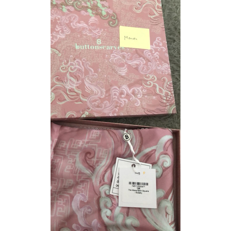 New The Wave Series Buttonscarves Voal dan Satin with Box UNDERTAG warehouse sale malaysia