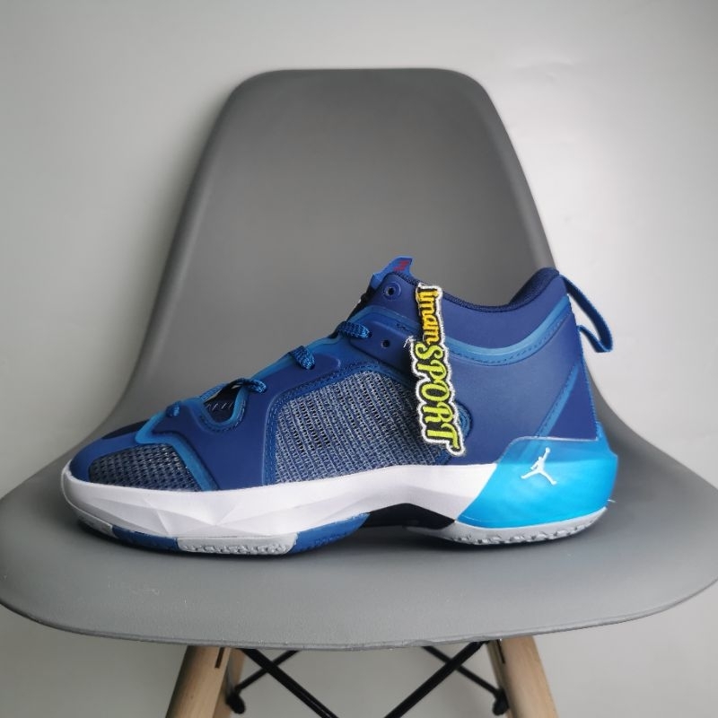 AIR JORDAN 37 FRATERNITY BLUE