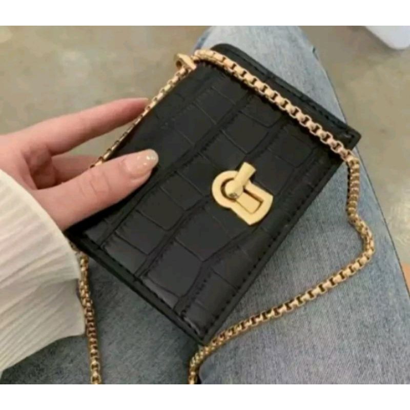 TAS SELEMPANG WANITA TALI RANTAI TAS SELEMPANG WANITA SERBAGUNA TERMURAH TERLARIS KEKINIAN BERKUALIT